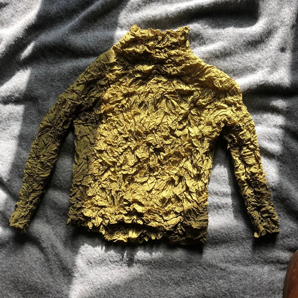 Babette Top, ruffled, turtleneck